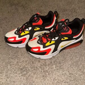 Nike Air Max 200 Black Bright Crimson Size 6Y